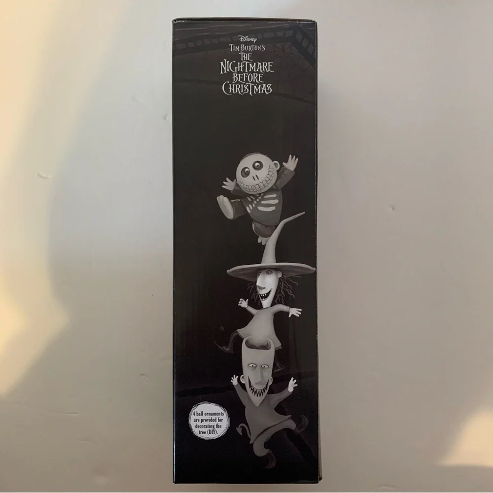 NIB. DISNEY Nightmare Before Christmas Light Up Tree